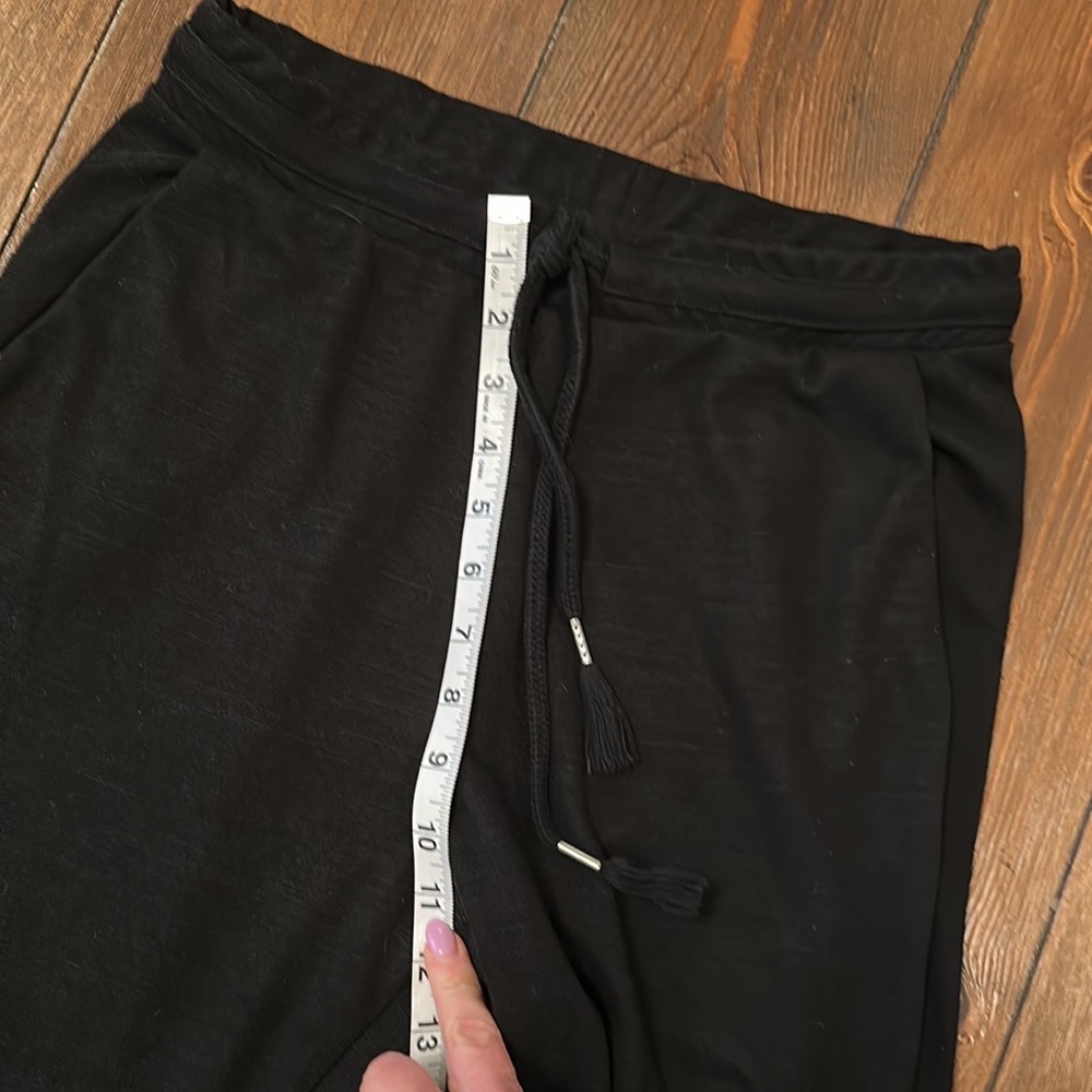 Zara Two Piece Black Pants and V-Neck Top - Picture 2 of 12